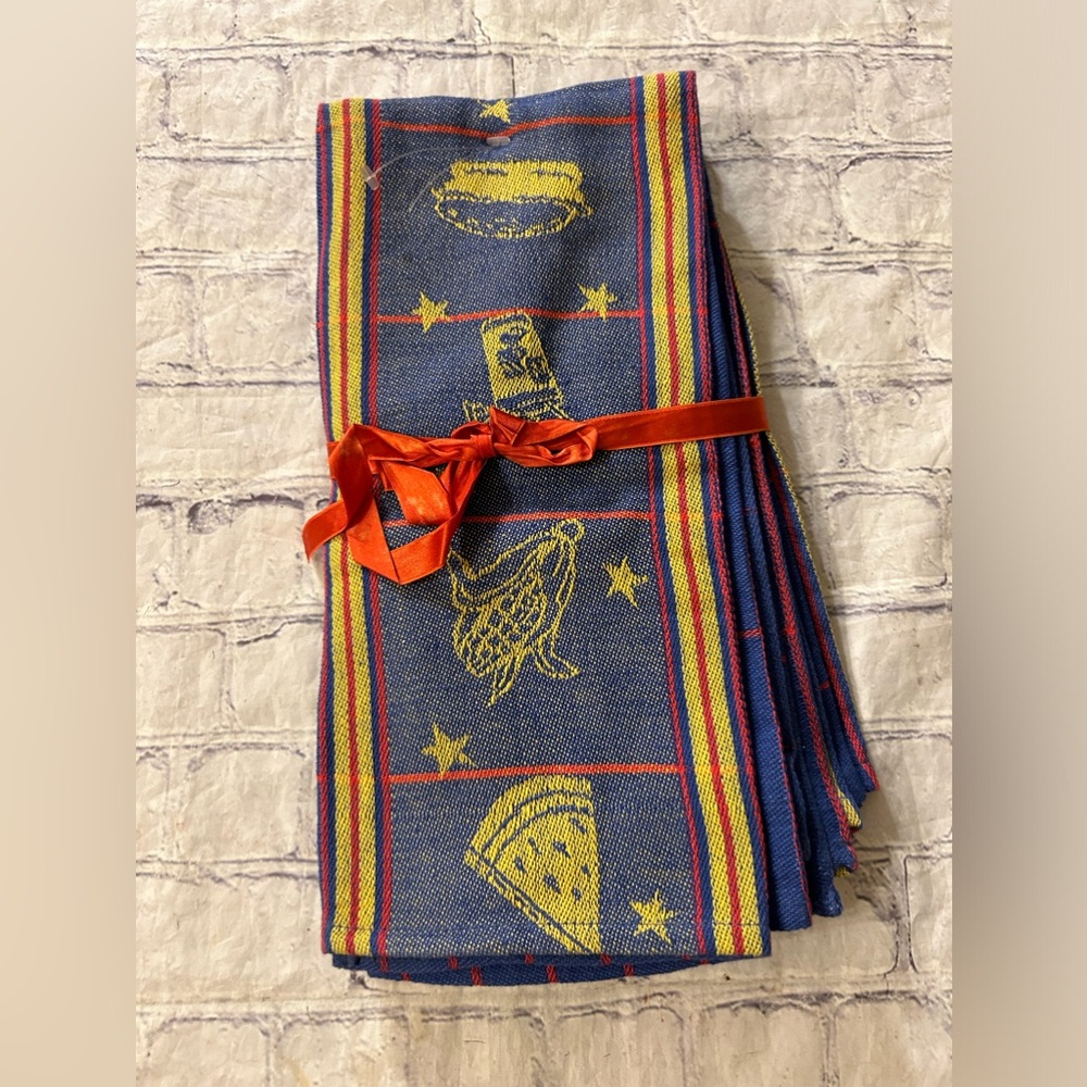 DANSK 100% COTTON MADE IN INDIA BLUE/RED/YELLOW SUMMER NOVELTY ITEMS (4) TOWELS